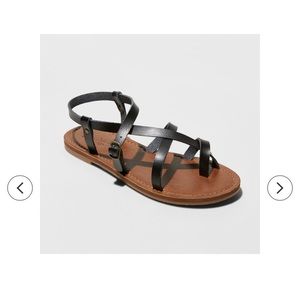 🖤 Black Strappy Sandals 🖤